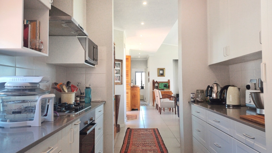 3 Bedroom Property for Sale in Fraaiuitsig Western Cape